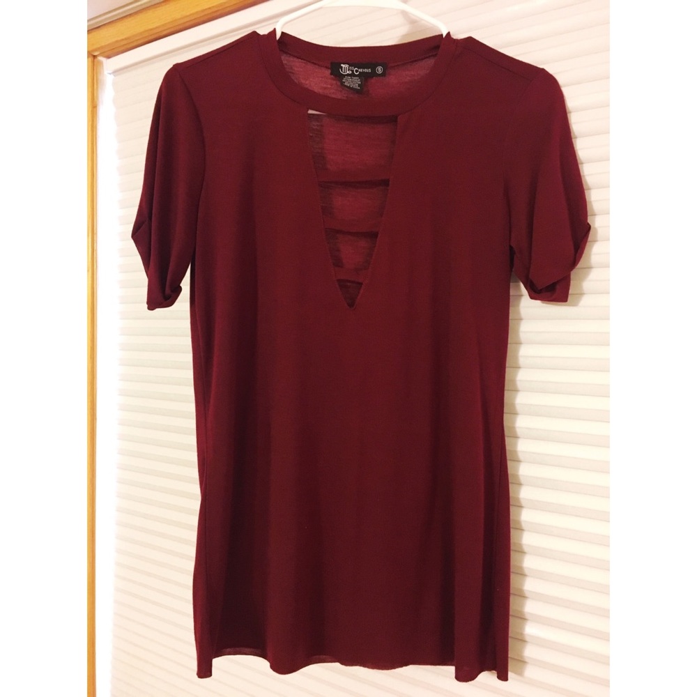 Women’s Vneck top